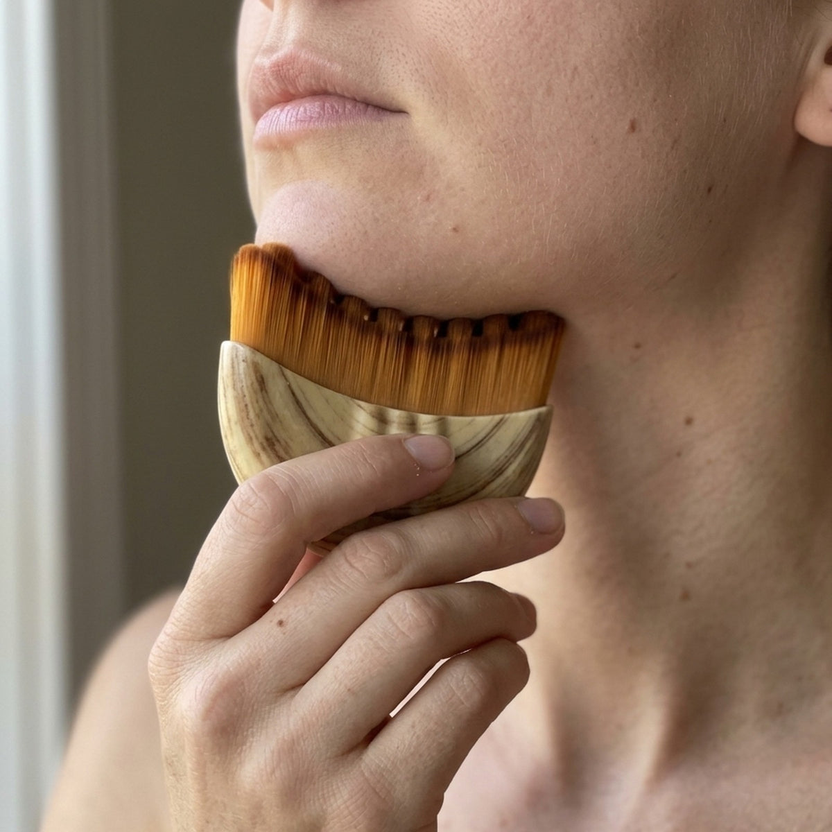 Contouraglow Facial Contour Brush - Depuff & Sculpt in 60 Seconds